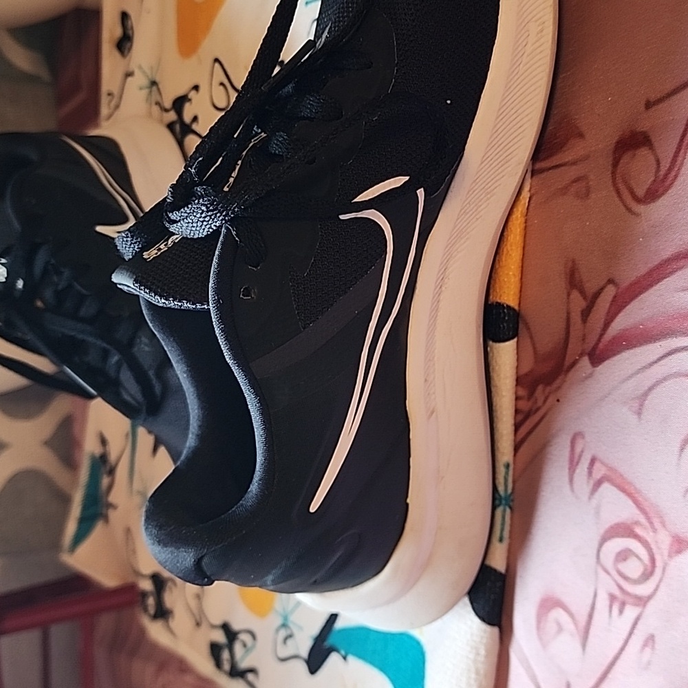 Nike Starrunner Sneakers - Picture 2 of 5
